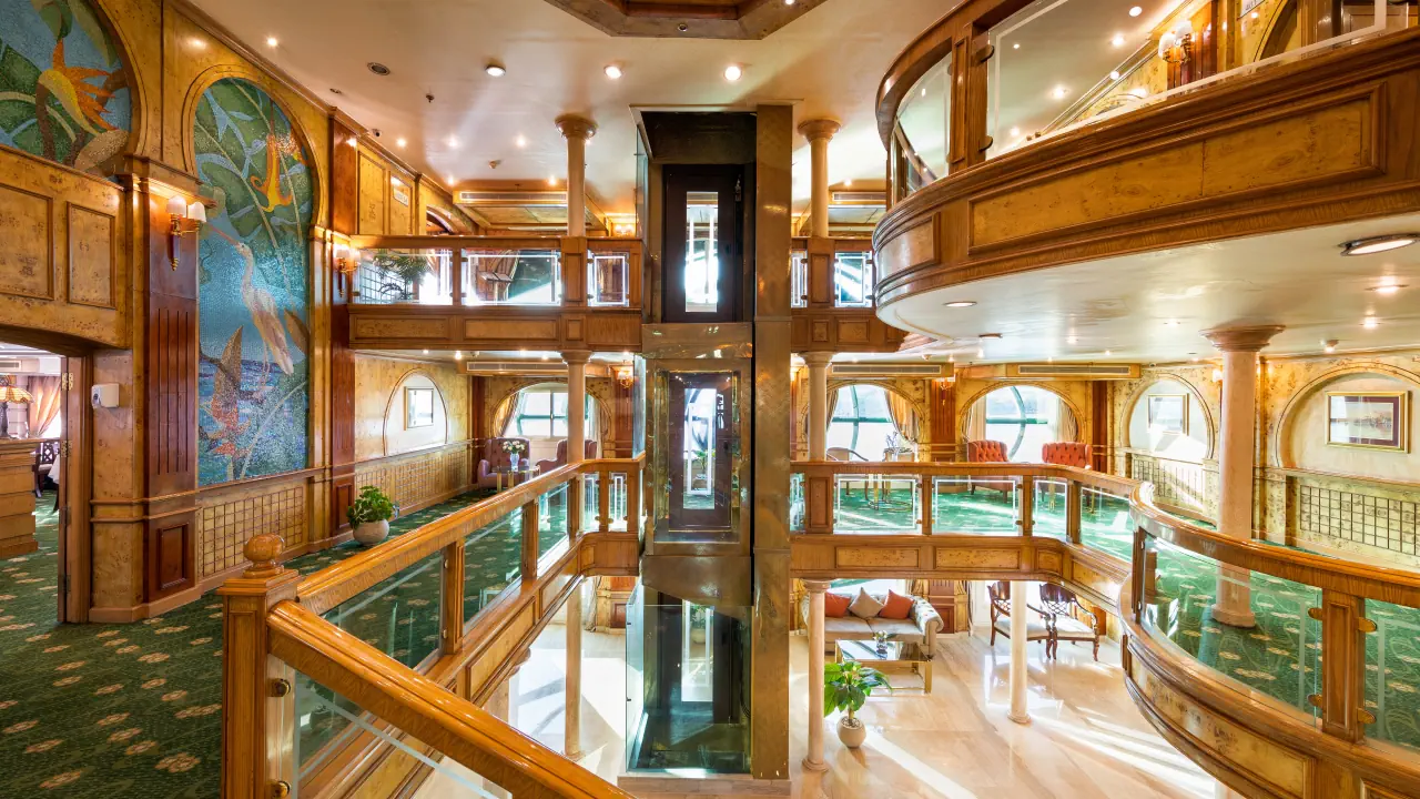 رحلة الباخرة شاتو لافاييت